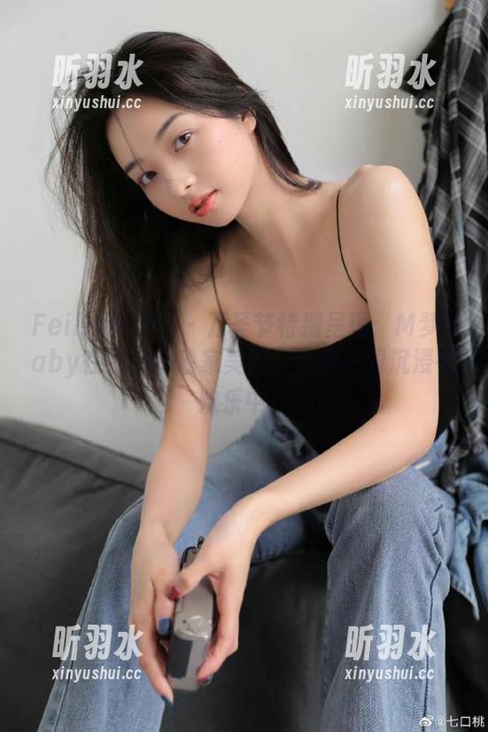 Feilin嗲囡囡 - 万圣节特别呈现：M梦baby在线分享独家美图，让你一同沉浸在欢乐中！