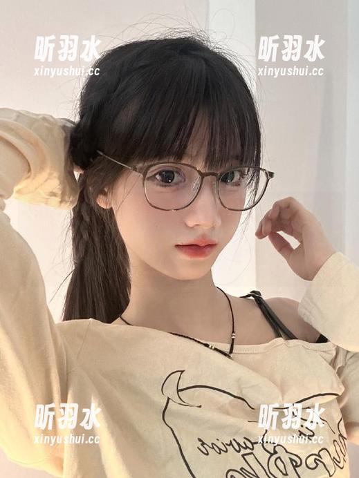 Feilin嗲囡囡 - 福音来啦！就是阿朱啊白衬衫写真图包，带你领略时尚与优雅的结合