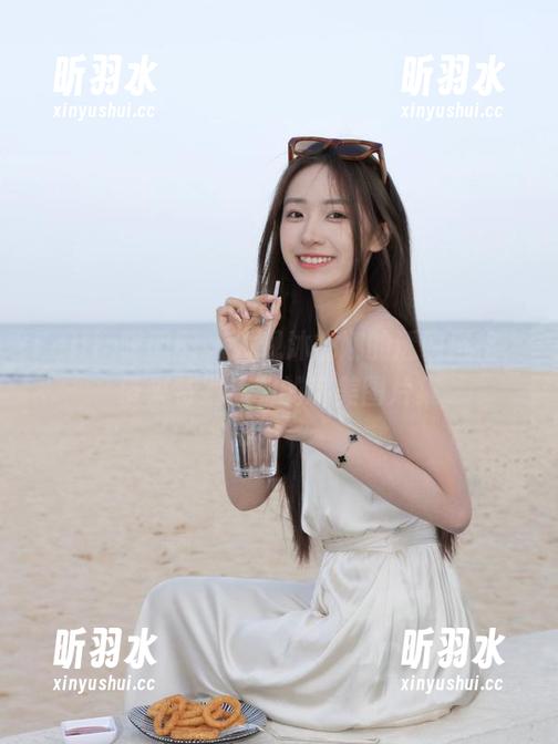 Feilin嗲囡囡-沐娜娜 Feilin嗲囡囡 - 发现沐娜娜的透明风格,带来特别福利的精美图片集