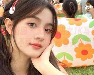 Feilin嗲囡囡 - 流氓小巫女JK写真资源分享：不可错过的青春美丽图集