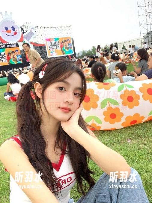 Feilin嗲囡囡-流氓小巫女 Feilin嗲囡囡 - 流氓小巫女JK写真资源分享:不可错过的青春美丽图集
