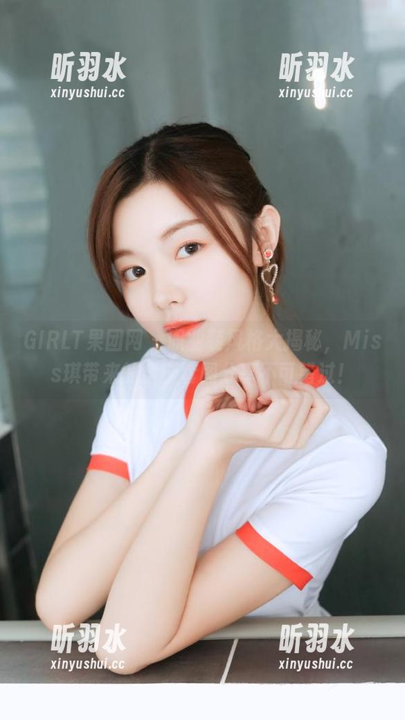 GIRLT果团网 - 职业装风格大揭秘，Miss琪带来的全新套图分享不可错过！
