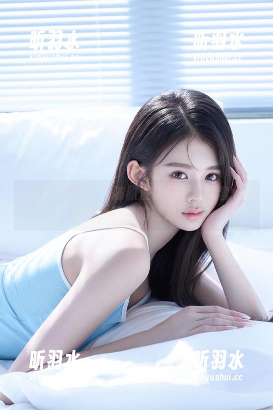 GIRLT果团网 - 陈雅漫黑丝写真全套作品：让你领略她的魅力与风情