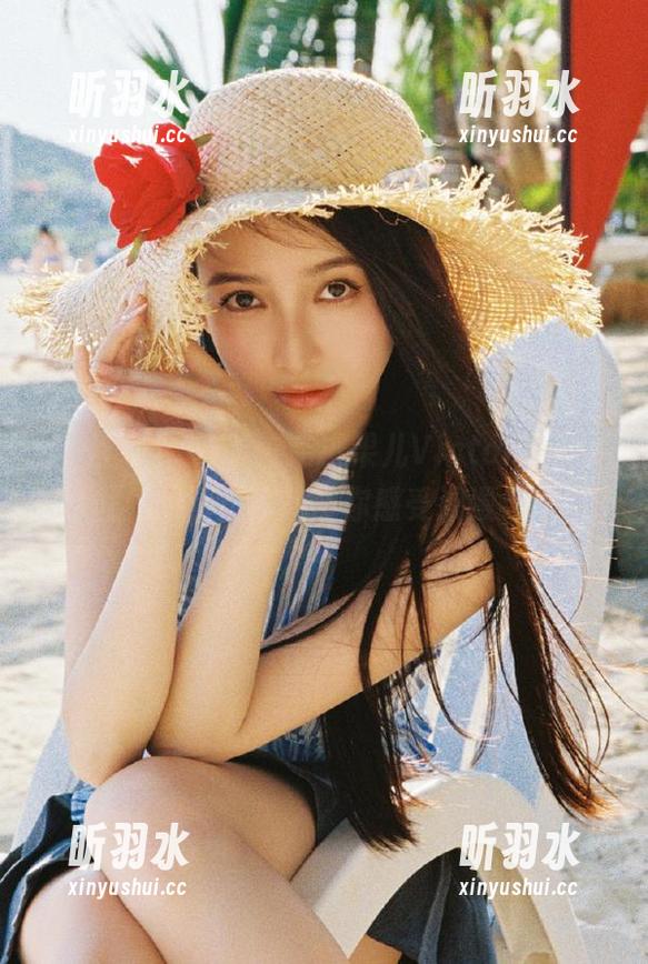 HuaYang花漾 - 走进果儿Victoria的婚纱世界：精选作品带你感受浪漫与优雅