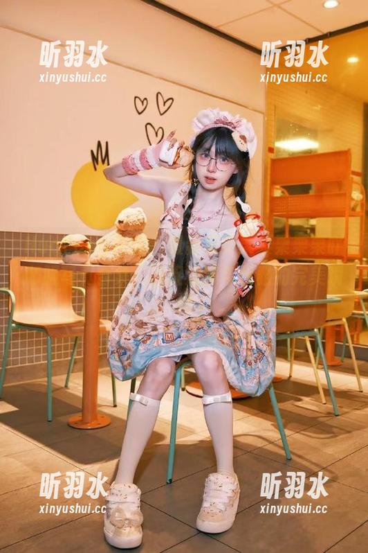 HuaYang花漾 - 最新艾栗栗栗栗栗栗吖和服写真合集：捕捉浪漫与优雅的完美瞬间