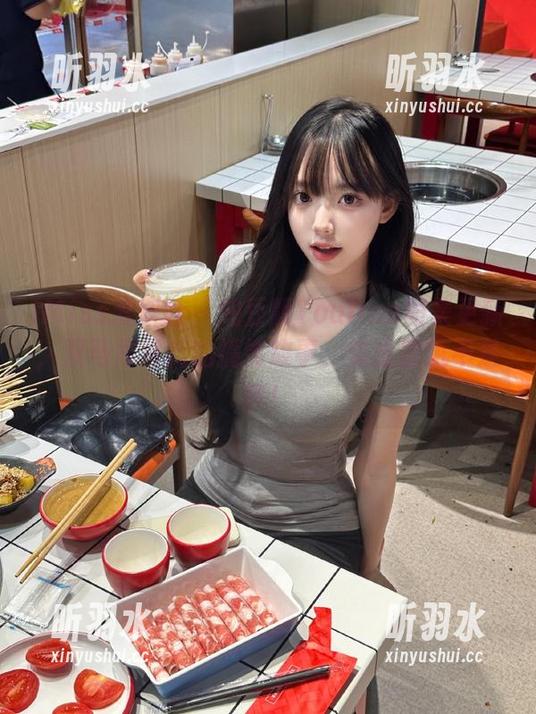 IMiss爱蜜社 - 兜豆靓Youlina图集更新，双马尾背后的搞笑故事，笑出腹肌不是梦！
