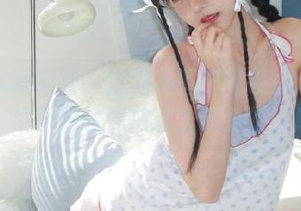 IMiss爱蜜社 - 邂逅小丽莎萌萌哒最新图册，尽享她的棉袜魅力与优雅气息！