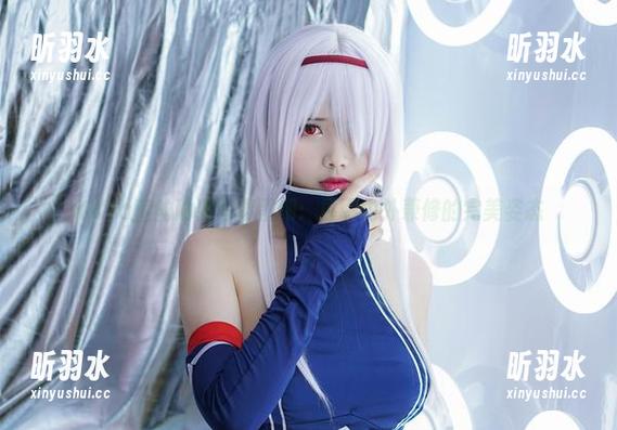 KaYa萱的瑜伽写真图册：展现内外兼修的完美姿态