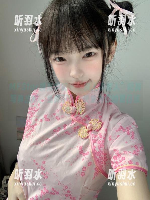 MFStar模范学院 - “良人非爱人”短裤写真出炉，免费下载，快来为你的夏日添色彩！