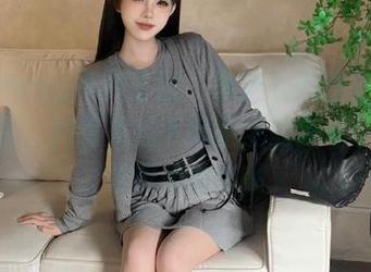 MTMeng模特联盟 - 李李七七喜喜的瑜伽美图，简直是让下班路上的我忍不住想要模仿的作品