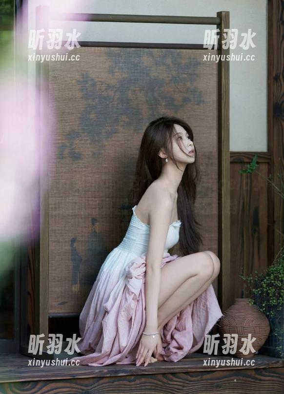 MyGirl美媛馆 - 这个秋季，Angela小热巴网袜写真图集绝对不能错过哟！