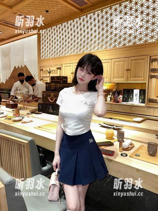 MyGirl美媛馆 - 感受Yuli黄佳丽的白色时光：全新图集更新，带你领略不同寻常的美丽！