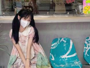 RUISG瑞丝馆 - 跟随“人间不值得lily”走进“美足”，完整作品全集一次看过瘾