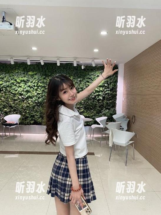Seya狮砸与棉袜：唯美写真图片合集，点击下载心动之美！