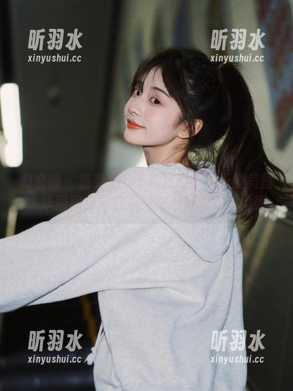 Sia不吃鱼 微密圈 - 感受Sia不吃鱼的丝足玉腿美图,华丽图集将在视觉与心灵间架起桥梁