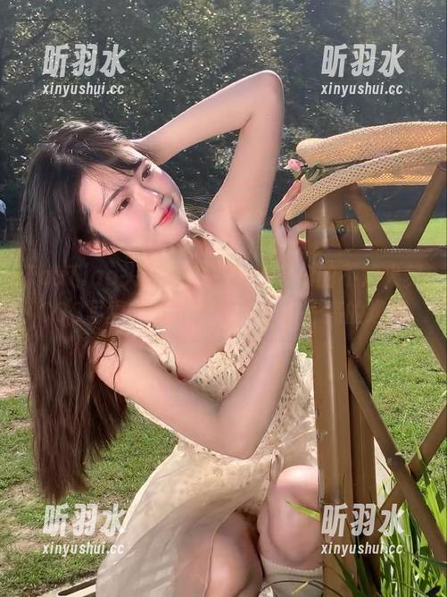 TouTiao头条女神 - JennyR的不知火舞COS写真，下载后让你眼前一亮的选择
