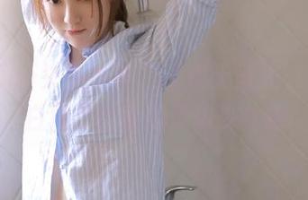 TouTiao头条女神 - 逗趣无圣光，罗蔓蒂白裙套图展现灵动少女感