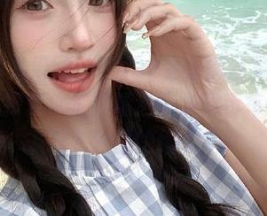 UGirls尤果网 - Abby金金蕾丝写真设计的美学探索，汇聚精选合集展示每一个引人注目的细节