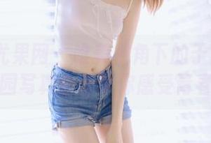 UGirls尤果网 - 唯美视角下的于梓馨：校园写真合集带你感受青春
