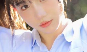 UGirls尤果网 - “佟蔓学妹”高清写真图片大放送，原图带你领略别样风情