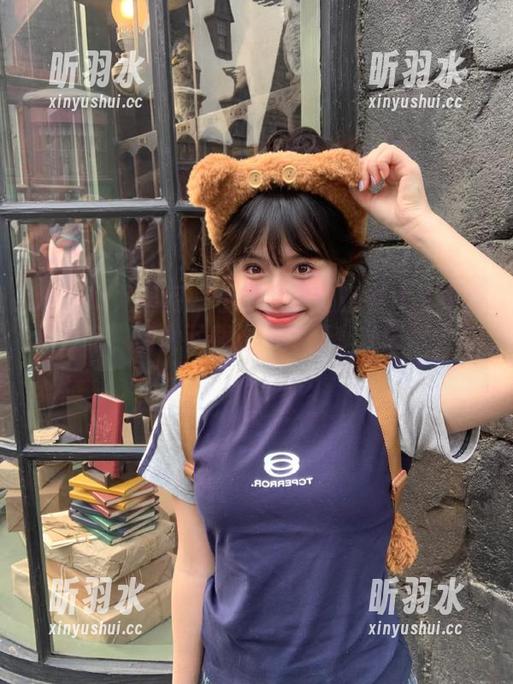 UGirls尤果网 - 小潘鼠梦幻睡衣作品集现已发布，免费下载让你尽情享受艺术之美！
