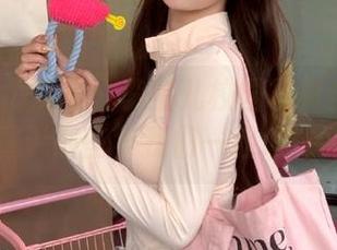 UGirls尤果网 - 李宝儿校园写真全集更新，带你重温那些年我们一起追过的风景！