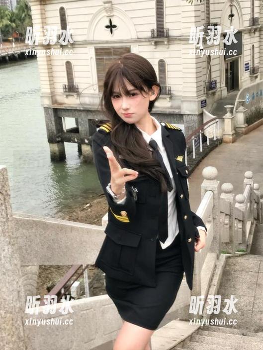 UGirls尤果网 - 细腻展现田慕儿JK魅力：图片资源带你领略青春的无限可能