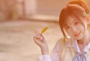 UGirls尤果网 - 让谭睿琪的“双人”作品集带你进入一个美好的艺术世界，尽情下载发现新灵感！