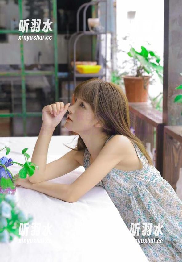 UGirls尤果网 - 报告新动态！霓梓心黑丝写真原图大揭秘，别错过令人心动的更新！