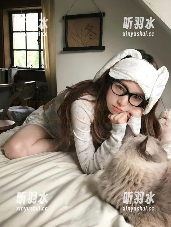 尤果网圣诞特辑，绝美无圣光图片，带你进入一个梦幻的节日仙境。