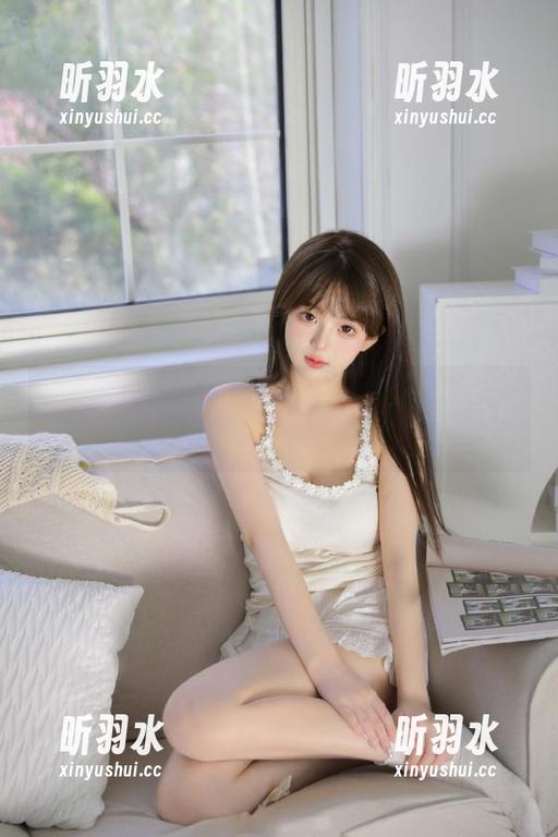 探索Vinnegal女友的纯美情感，原图与唯美图片背后的秘密