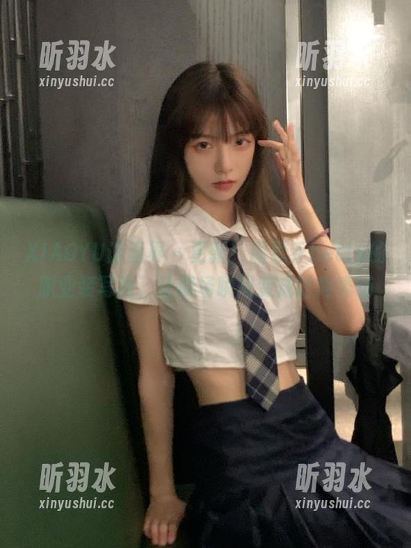 XIAOYU语画界 - 更新！周思乔betty的职业装写真，让职场瞬间变成时尚秀场
