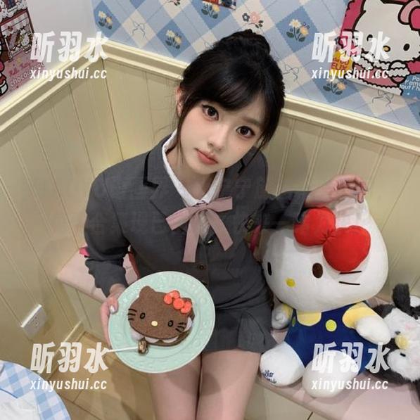 XIAOYU语画界 - 唐宁宁旅拍精彩瞬间，免费合集现已上线，快来一睹为快！