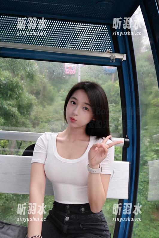 XIAOYU语画界 - 徐莉芝Booty神秘私拍美脚合集，带来视觉的无尽享受