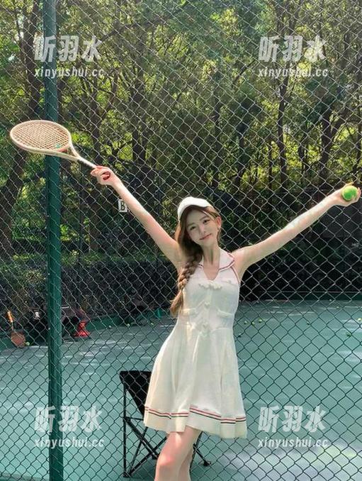 XIAOYU语画界 - 杨晨晨黑丝美腿女神，带你进入无圣光的美图世界，欣赏她的动人