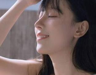 XIAOYU语画界 - 免费获得蜜桃酱浴室最新作品，让你的视觉享受瞬间升级
