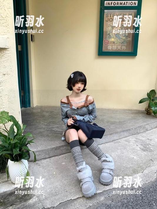 XIAOYU语画界 - 独特视角：金纯一高跟鞋高清图片，捕捉每一个细节的完美瞬间
