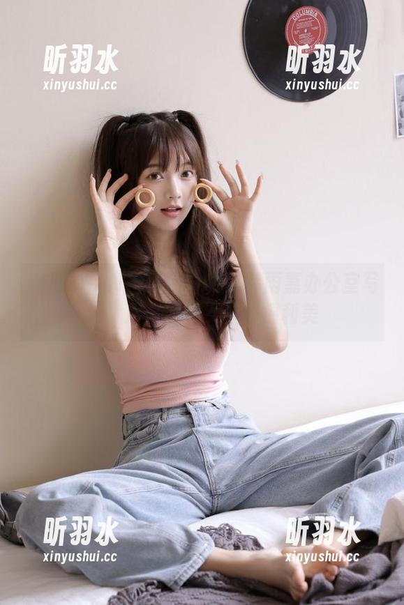 XINGYAN星颜社 - 领略韩雨嘉办公室写真，尽享职场女性的福利美