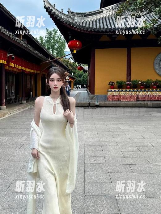 Xiuren秀人网-Arude薇薇 Xiuren秀人网 - Arude薇薇的美腿美臀图片合集,展现她独特魅力的视觉盛宴