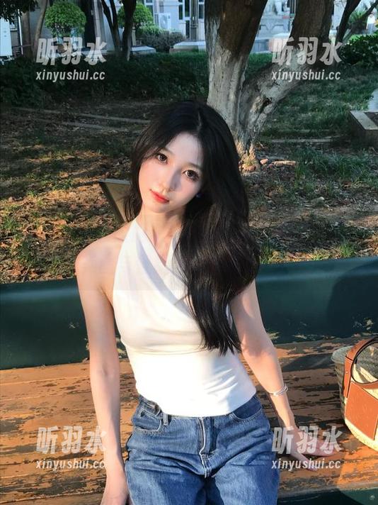 Xiuren秀人网 - Egg_尤妮丝最新美臀写真，美图与壁纸的完美结合，尽情欣赏