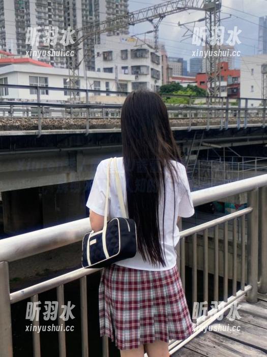 Xiuren秀人网 - UU酱蕾丝写真在线发布，解锁她不为人知的优雅瞬间！
