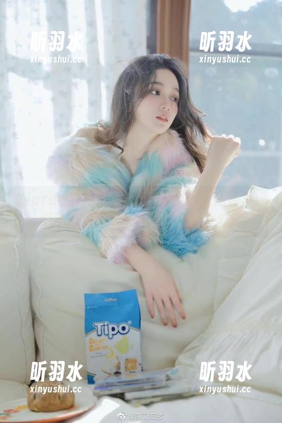 Xiuren秀人网 - Luvian浴室私房合集：细腻展现她生活中的温馨时光套图