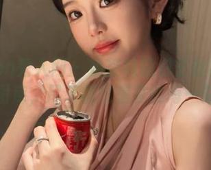 Xiuren秀人网 - 奶茶味的包子丝袜高清图库，尽享视觉盛宴的每一刻