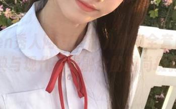 Xiuren秀人网 - 文静儿旗袍全套图集：将经典与现代完美融合的时尚摄影之旅
