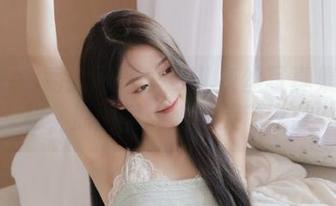 Xiuren秀人网 - 李可儿灰丝写真集大揭秘，原图呈现她的灵动之美