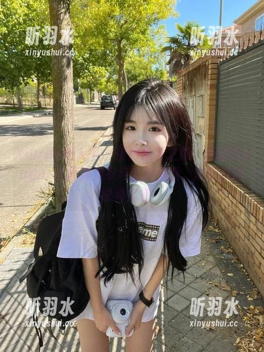 Xiuren秀人网 - 精选悦目之作：杨晨晨sugar的吊裙内衣与丝袜美腿，唤醒你的时尚灵感！