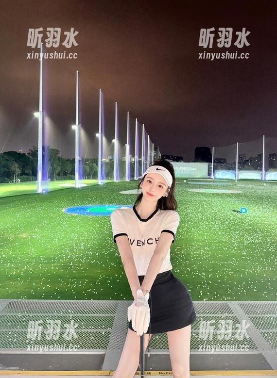 Xiuren秀人网-柚琪Rich Xiuren秀人网 - 免费欣赏柚琪Rich护士写真:丰富的资源让你一键下载好看的护士美图!