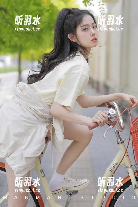 Xiuren秀人网 - 油田溪溪的私房原图全景：夏日的每一缕阳光都藏着我的年少回忆！