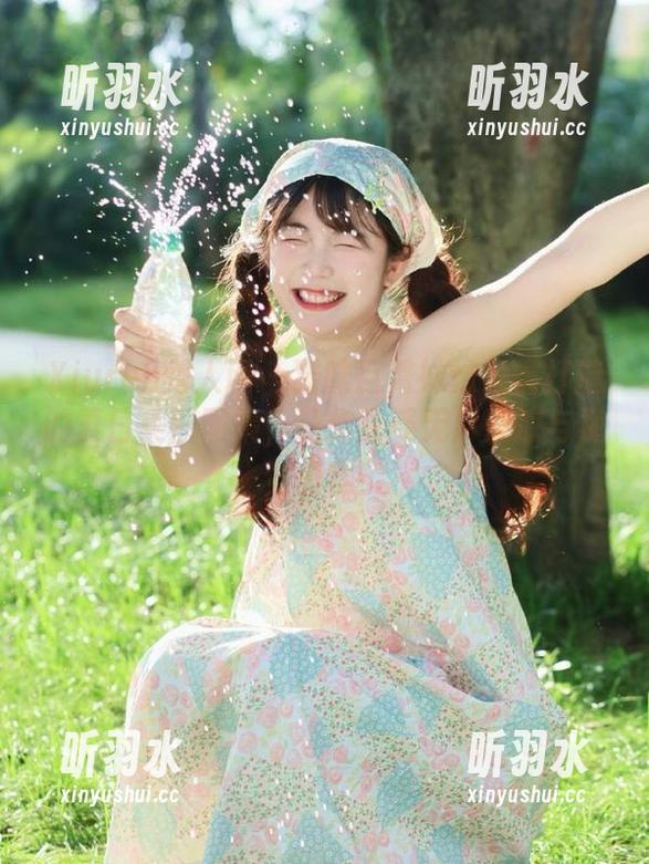 Xiuren秀人网 - 猫咪巨臀妹妹倾情打造的夏日美图图集，让你享受无尽清凉与视觉盛宴！