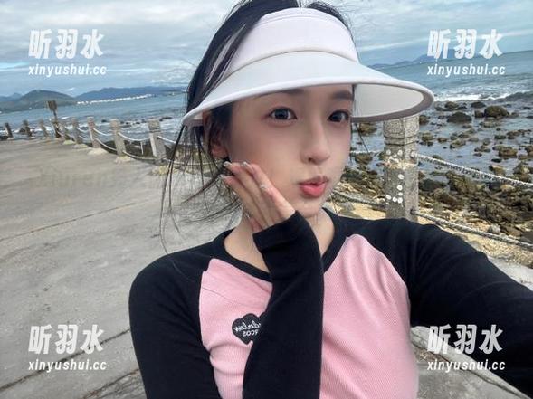 Xiuren秀人网 - 不容错过！观看糯米NM白衬衫写真，尽享完美合集